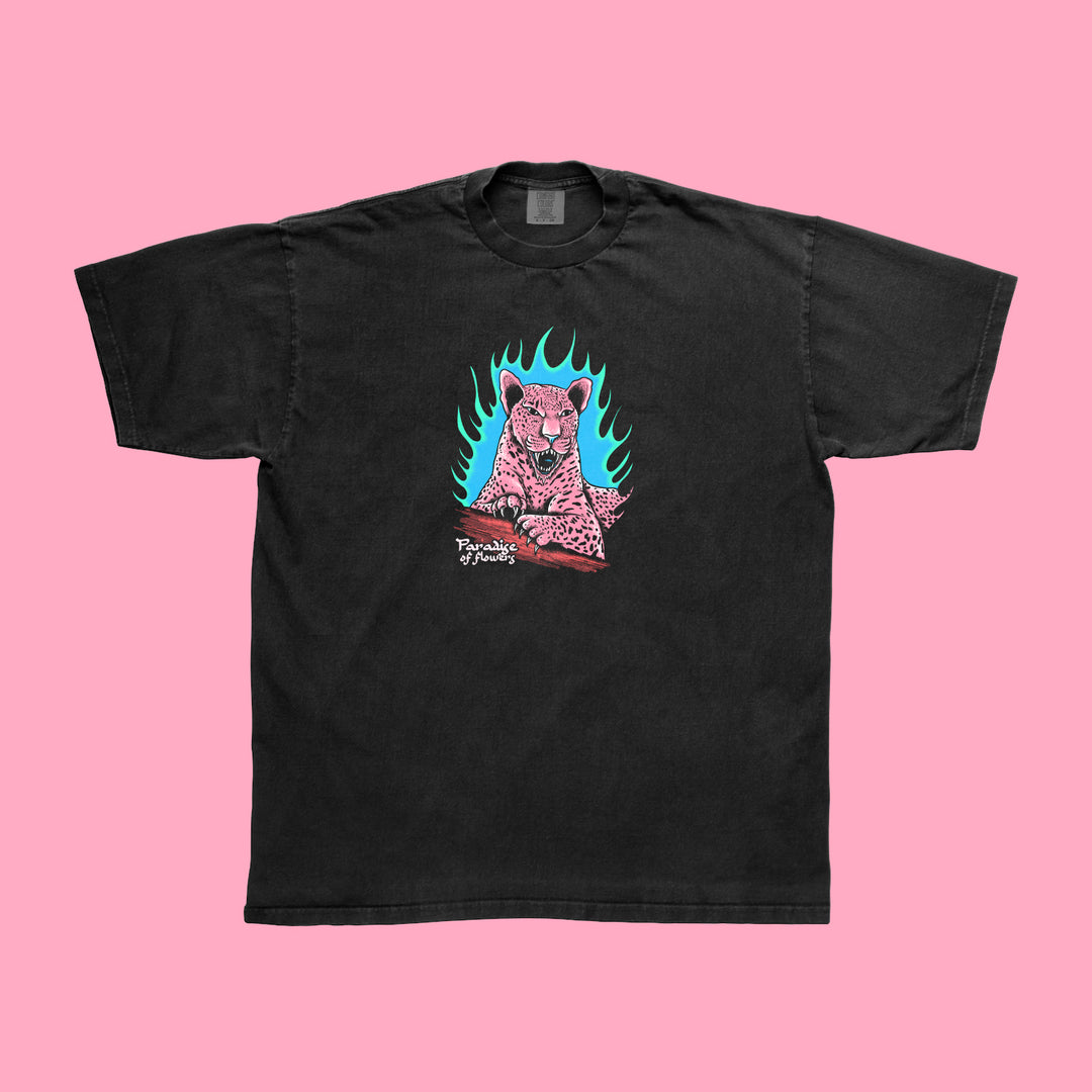 Panther Love • T-Shirt